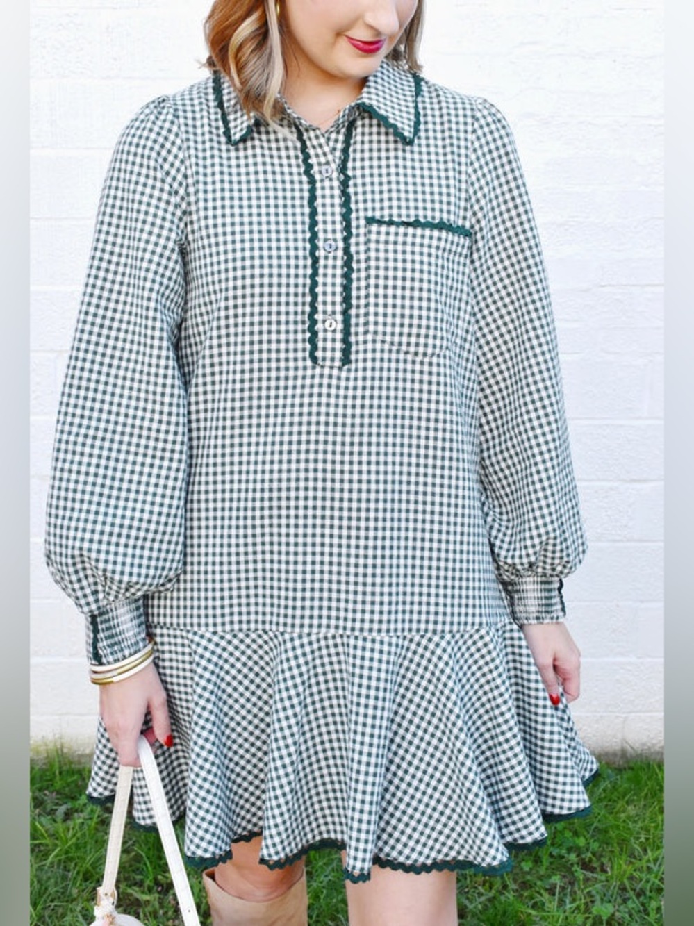entro Green Gingham Ruffle-Hem Long Sleeve Dress